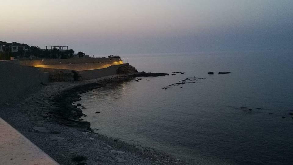 Palazzo Lupicini Affittacamere Bisceglie Buitenkant foto